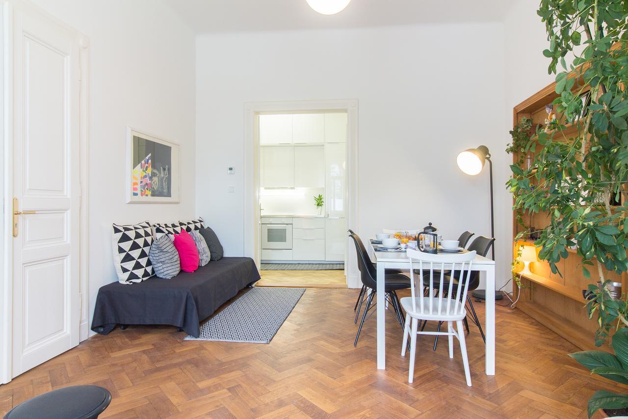 Apartment Stylish Modern For 5 People By Easybnb Prag